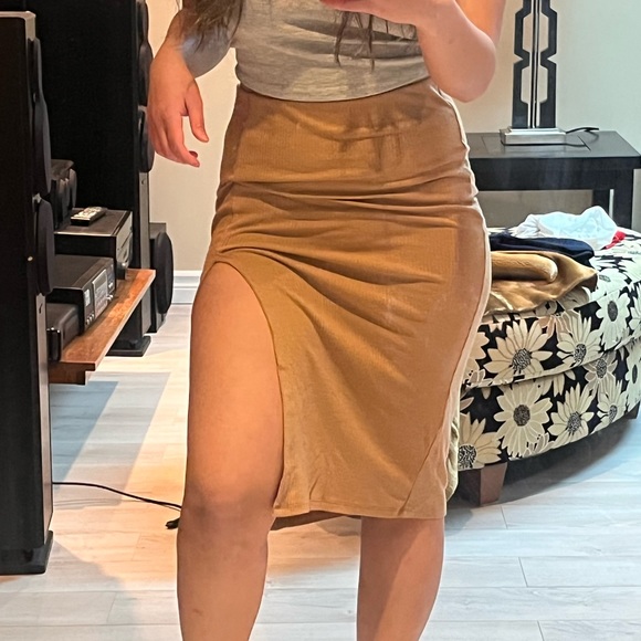 Garage Slit Midi Skirt - Size S - Picture 1 of 3